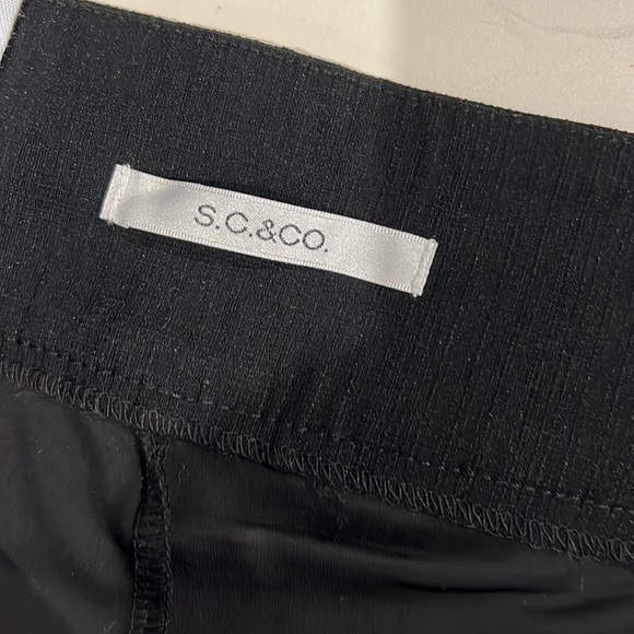 Black shorts/skirt for Golf SKIRT - Picture 5 of 7